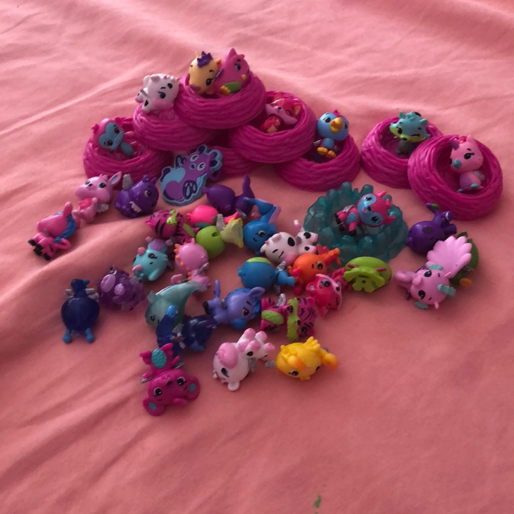 bundle of Hatchimals